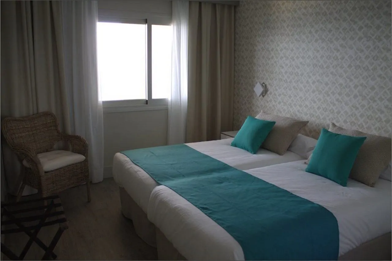 קלטה דה פוסטה Hotel Ereza Mar - Adults Only 4*, קלטה דה פוסטה